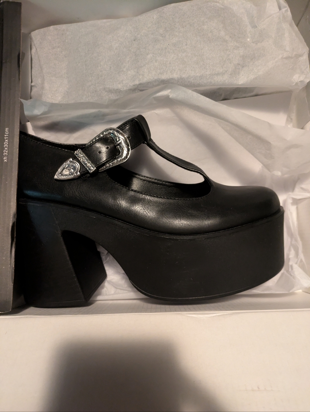 Renaissance Mary Janes 8 - Picture 2 of 3